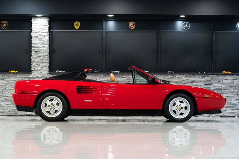 1989 Ferrari Mondial T Cabriolet   - Photo 7 - Neptune City, NJ 07753