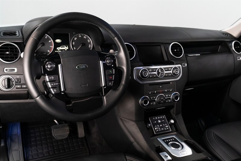 2016 Land Rover LR4 HSE LUX   - Photo 2 - Neptune City, NJ 07753