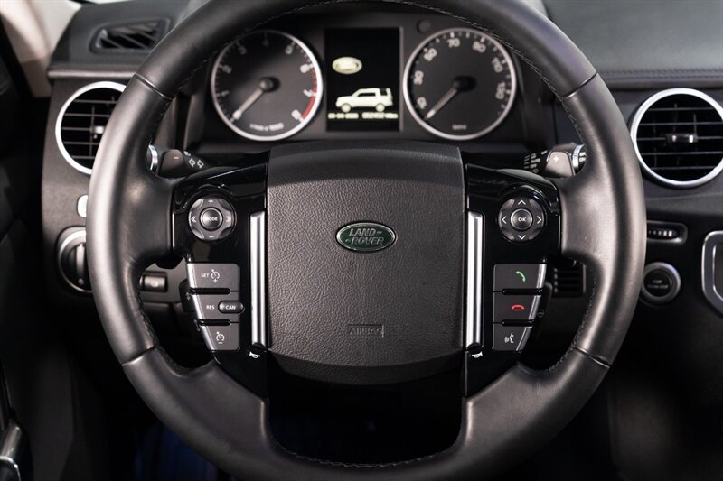 2016 Land Rover LR4 HSE LUX   - Photo 32 - Neptune City, NJ 07753