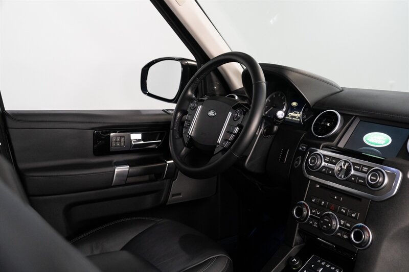 2016 Land Rover LR4 HSE LUX   - Photo 28 - Neptune City, NJ 07753