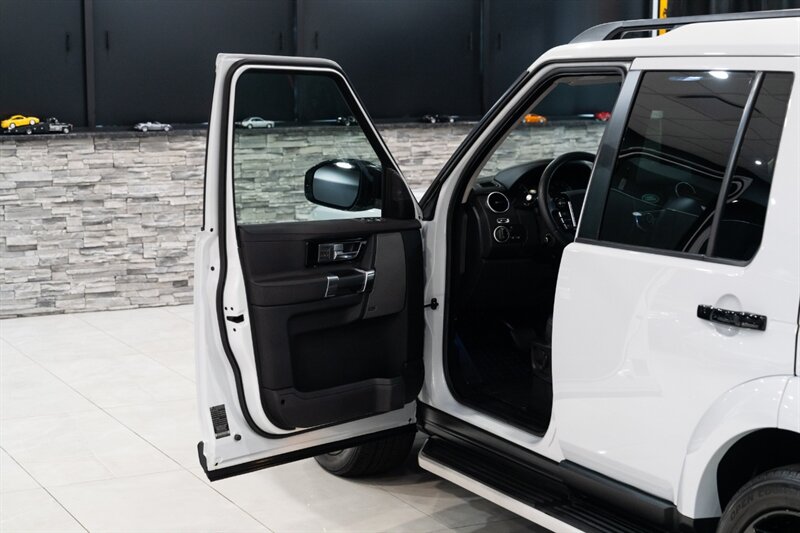2016 Land Rover LR4 HSE LUX   - Photo 54 - Neptune City, NJ 07753