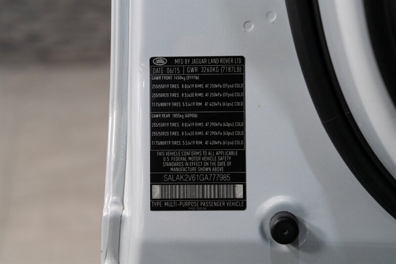 2016 Land Rover LR4 HSE LUX   - Photo 58 - Neptune City, NJ 07753