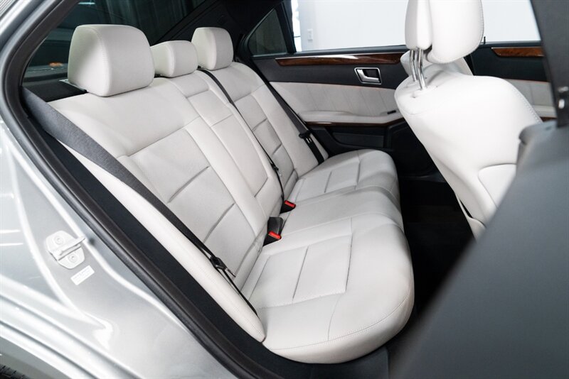 2013 Mercedes-Benz E 350 Luxury   - Photo 18 - Neptune City, NJ 07753