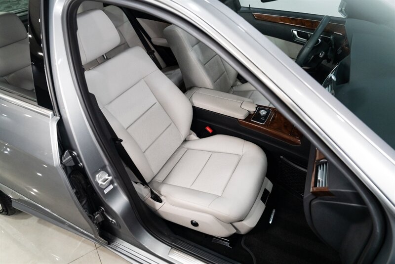 2013 Mercedes-Benz E 350 Luxury   - Photo 19 - Neptune City, NJ 07753