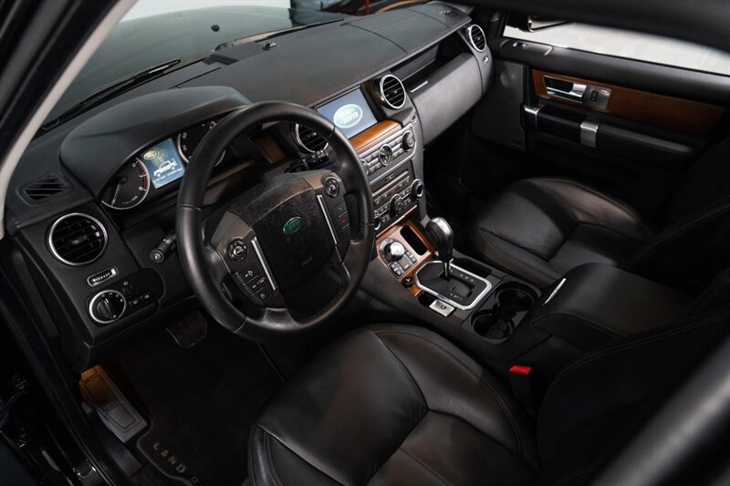 2011 Land Rover LR4   - Photo 18 - Neptune City, NJ 07753