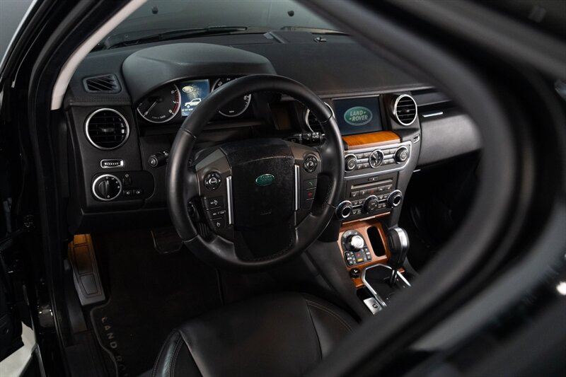 2011 Land Rover LR4   - Photo 16 - Neptune City, NJ 07753