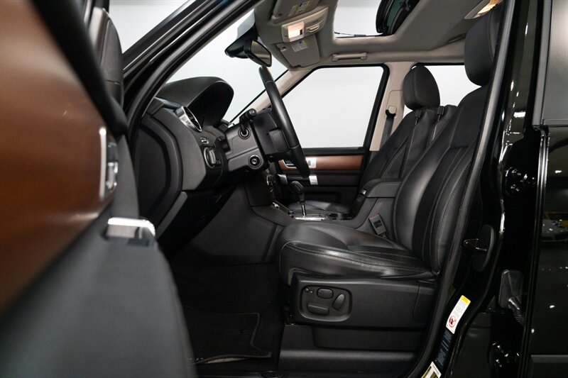 2011 Land Rover LR4   - Photo 17 - Neptune City, NJ 07753