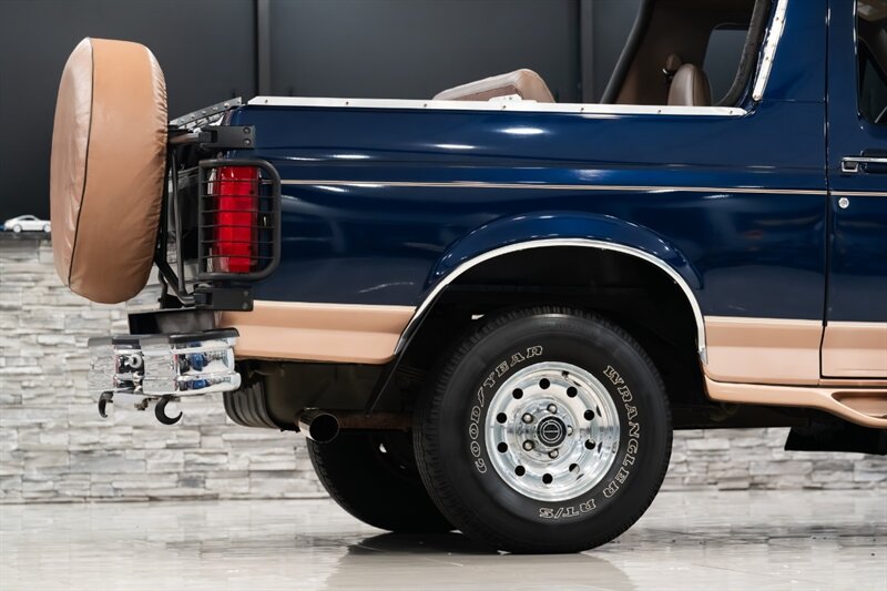 1995 Ford Bronco Eddie Bauer   - Photo 21 - Neptune City, NJ 07753
