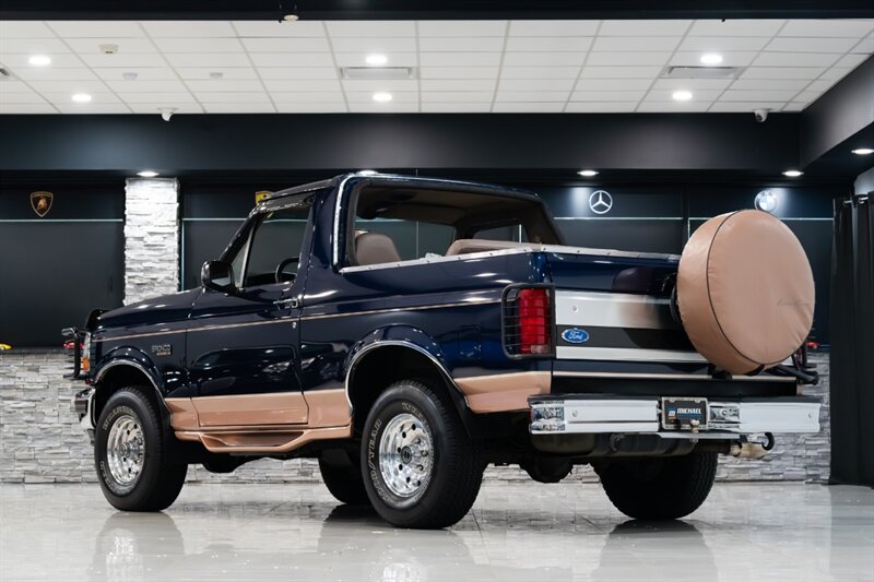 1995 Ford Bronco Eddie Bauer   - Photo 4 - Neptune City, NJ 07753