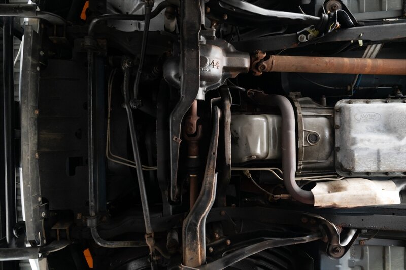 1995 Ford Bronco Eddie Bauer   - Photo 39 - Neptune City, NJ 07753