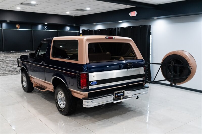 1995 Ford Bronco Eddie Bauer   - Photo 29 - Neptune City, NJ 07753