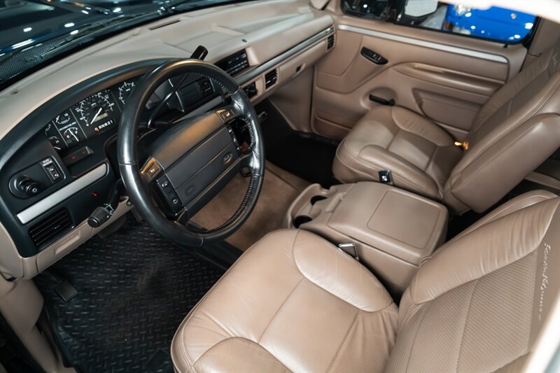 1995 Ford Bronco Eddie Bauer   - Photo 2 - Neptune City, NJ 07753