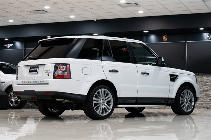 2011 Land Rover Range Rover Sport HSE   - Photo 17 - Neptune City, NJ 07753