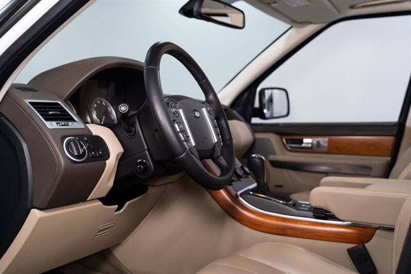 2011 Land Rover Range Rover Sport HSE   - Photo 38 - Neptune City, NJ 07753