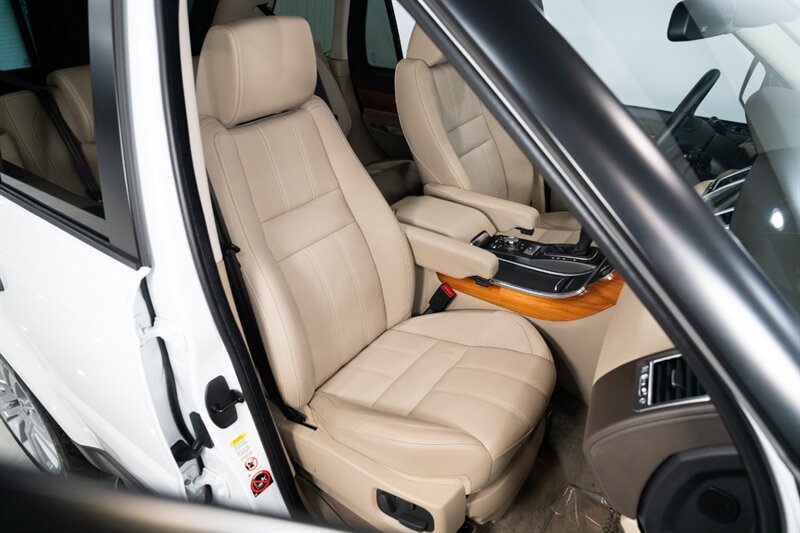 2011 Land Rover Range Rover Sport HSE   - Photo 23 - Neptune City, NJ 07753