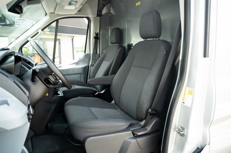 2016 Ford Transit 250 - Photo 13 - Neptune City, NJ 07753