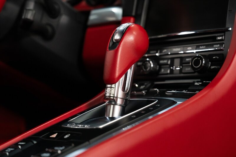 2013 Porsche 911 Carrera 4S - Photo 10 - Neptune City, NJ 07753