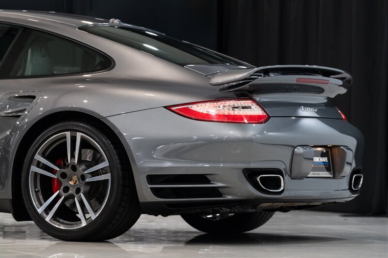 2012 Porsche 911 Turbo   - Photo 46 - Neptune City, NJ 07753