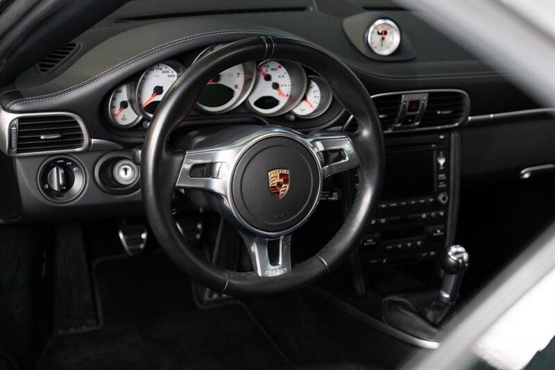 2012 Porsche 911 Turbo   - Photo 2 - Neptune City, NJ 07753