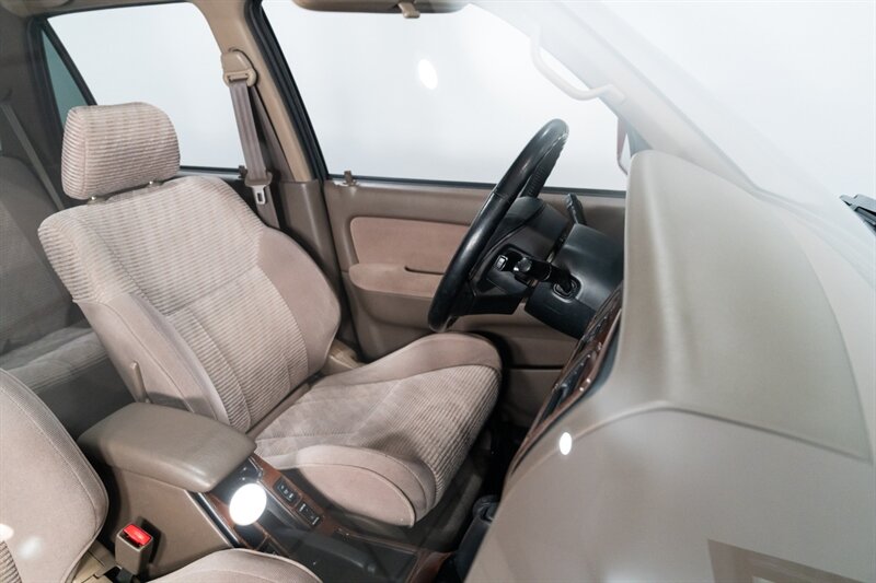 1997 Toyota 4Runner SR5   - Photo 20 - Neptune City, NJ 07753