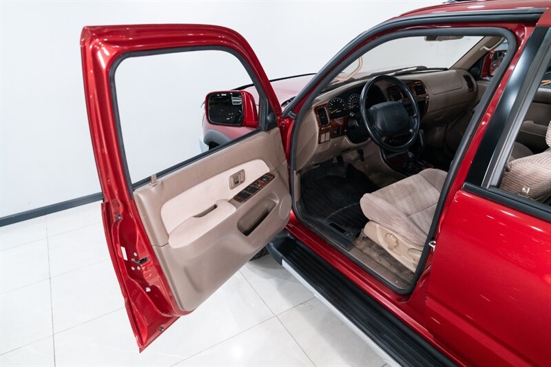 1997 Toyota 4Runner SR5   - Photo 72 - Neptune City, NJ 07753