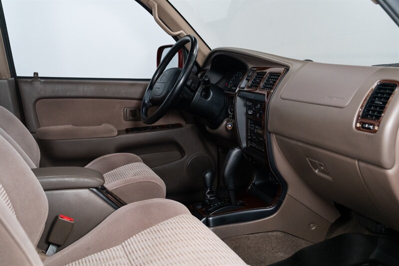 1997 Toyota 4Runner SR5   - Photo 27 - Neptune City, NJ 07753