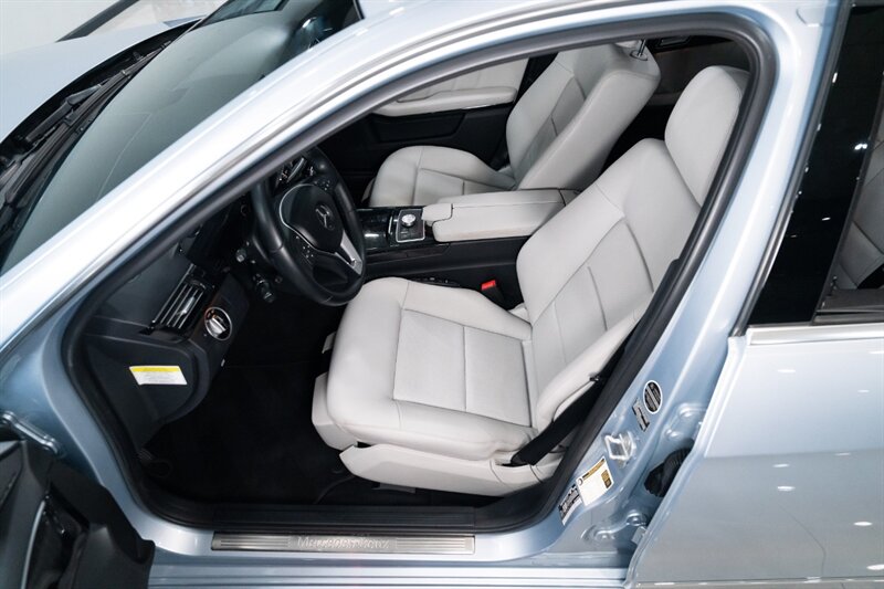 2013 Mercedes-Benz E 350 BlueTEC Luxury   - Photo 34 - Neptune City, NJ 07753