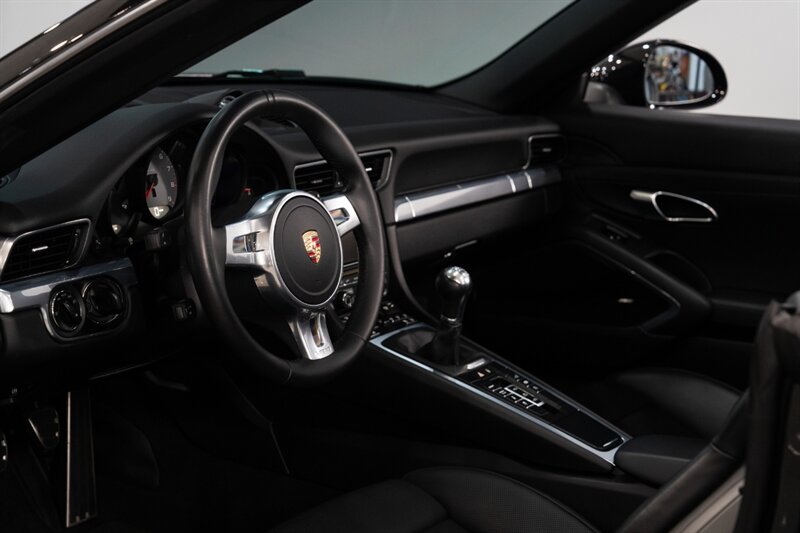 2013 Porsche 911 Carrera S   - Photo 22 - Neptune City, NJ 07753