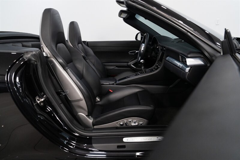 2013 Porsche 911 Carrera S   - Photo 19 - Neptune City, NJ 07753
