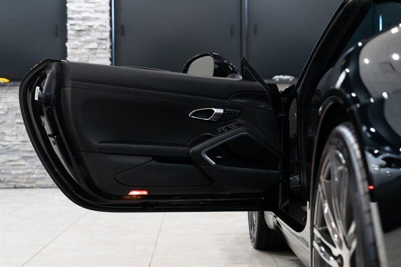 2013 Porsche 911 Carrera S   - Photo 67 - Neptune City, NJ 07753