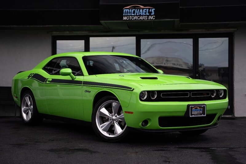 2015 Dodge Challenger R/T Plus - Photo 8 - Neptune City, NJ 07753