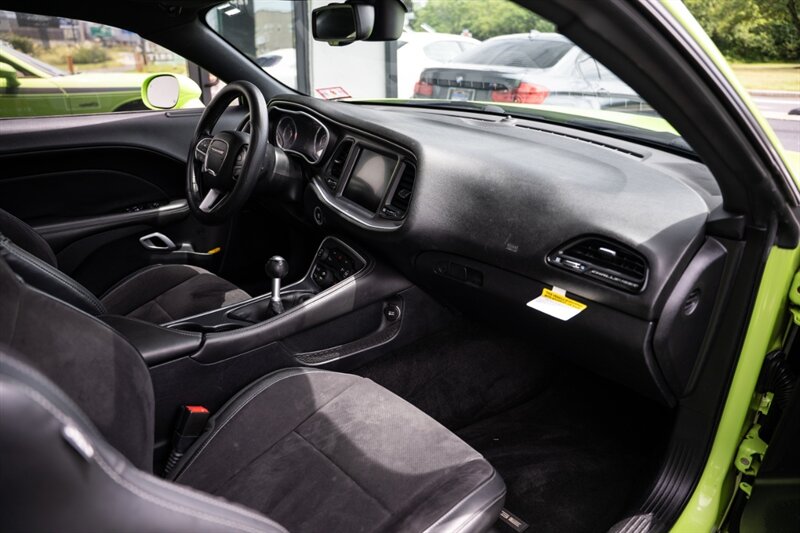 2015 Dodge Challenger R/T Plus - Photo 19 - Neptune City, NJ 07753