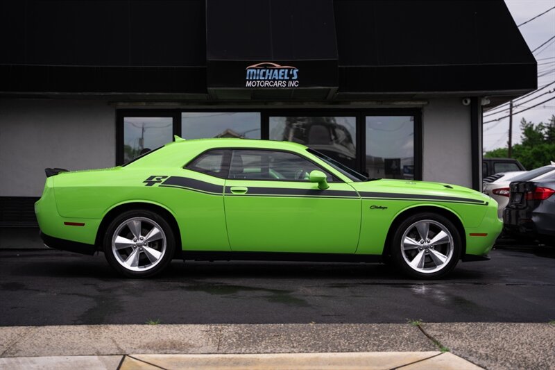 2015 Dodge Challenger R/T Plus - Photo 7 - Neptune City, NJ 07753
