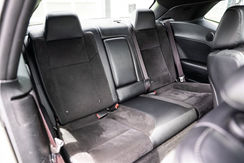 2015 Dodge Challenger R/T Plus - Photo 16 - Neptune City, NJ 07753