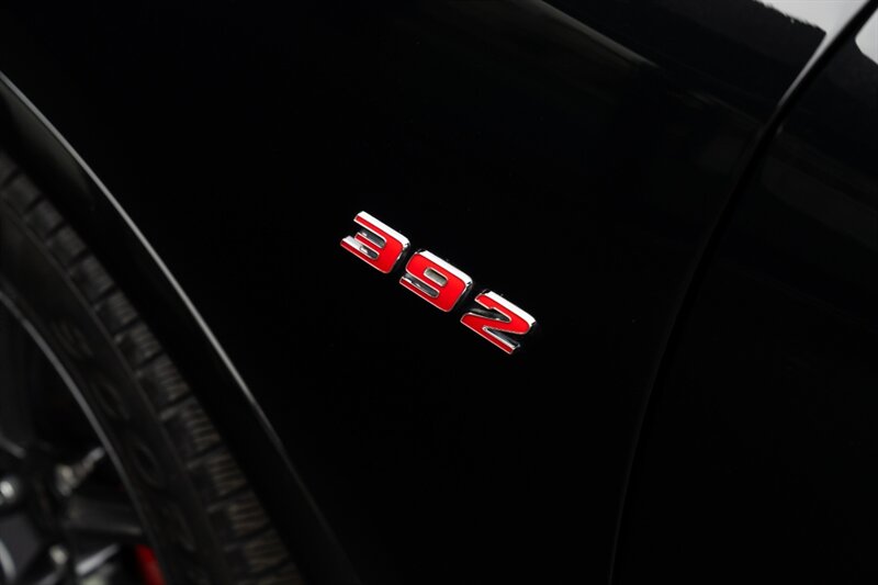 2018 Dodge Durango SRT   - Photo 36 - Neptune City, NJ 07753