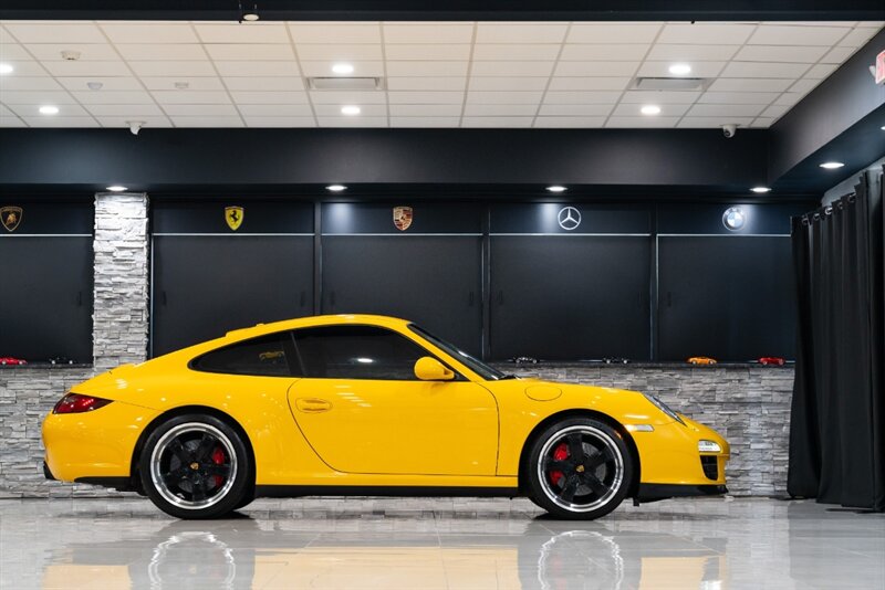 2010 Porsche 911 Carrera 4S - Photo 12 - Neptune City, NJ 07753