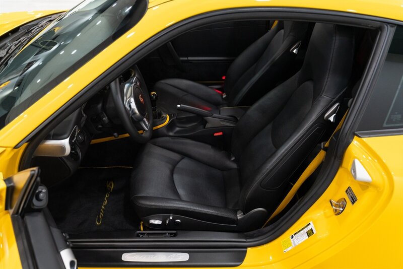2010 Porsche 911 Carrera 4S - Photo 33 - Neptune City, NJ 07753