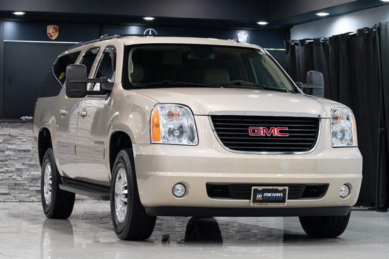 2012 GMC Yukon XL SLT 2500 - Photo 7 - Neptune City, NJ 07753