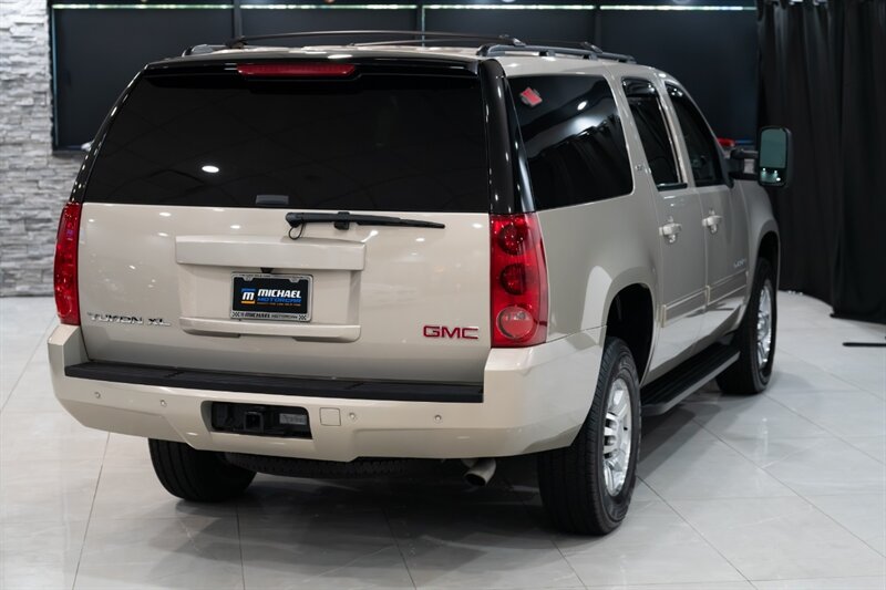 2012 GMC Yukon XL SLT 2500 - Photo 35 - Neptune City, NJ 07753