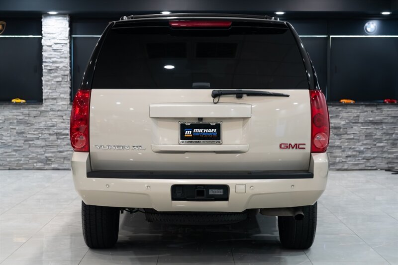 2012 GMC Yukon XL SLT 2500 - Photo 34 - Neptune City, NJ 07753