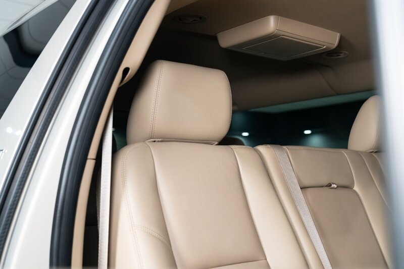2012 GMC Yukon XL SLT 2500 - Photo 21 - Neptune City, NJ 07753