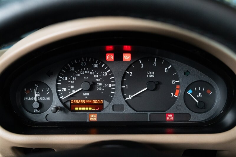 1996 BMW Z3   - Photo 14 - Neptune City, NJ 07753