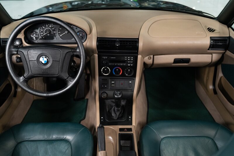 1996 BMW Z3   - Photo 2 - Neptune City, NJ 07753