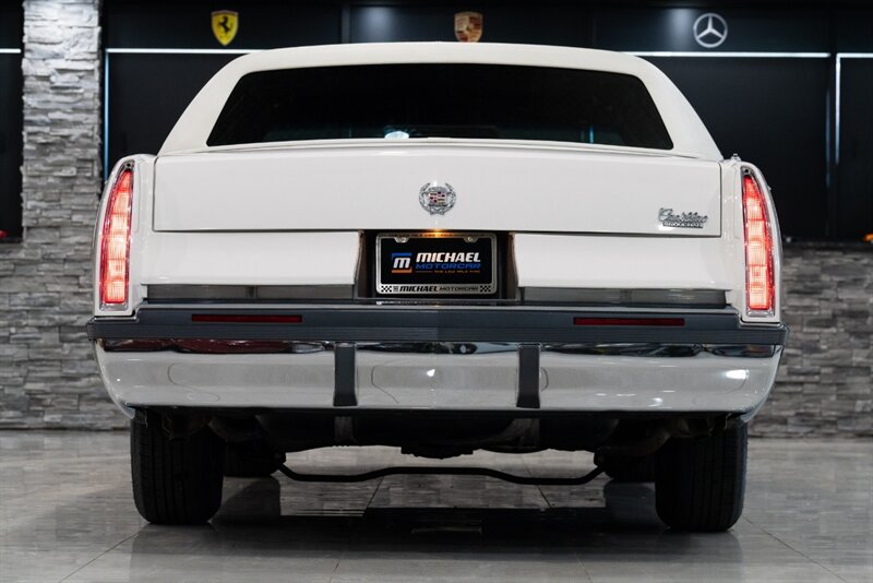 1995 Cadillac Fleetwood   - Photo 5 - Neptune City, NJ 07753