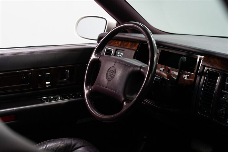 1995 Cadillac Fleetwood   - Photo 35 - Neptune City, NJ 07753