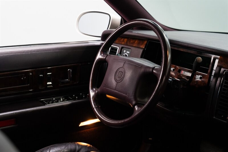 1995 Cadillac Fleetwood   - Photo 36 - Neptune City, NJ 07753