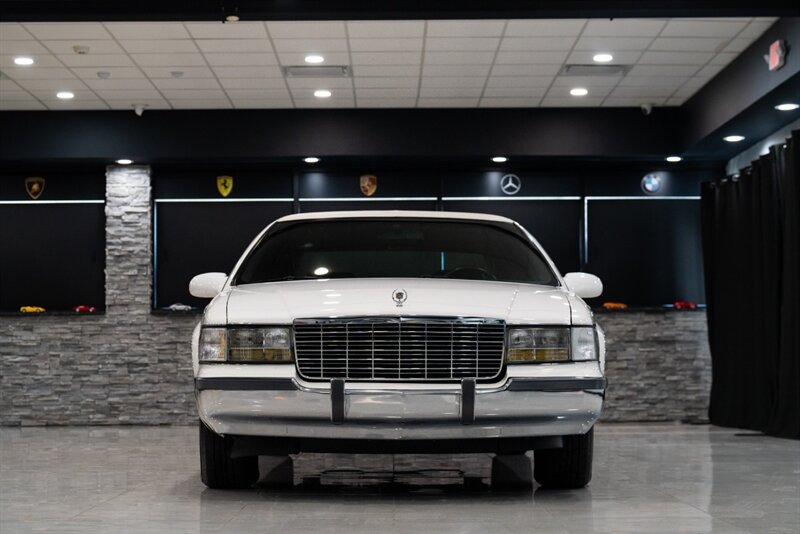 1995 Cadillac Fleetwood   - Photo 51 - Neptune City, NJ 07753