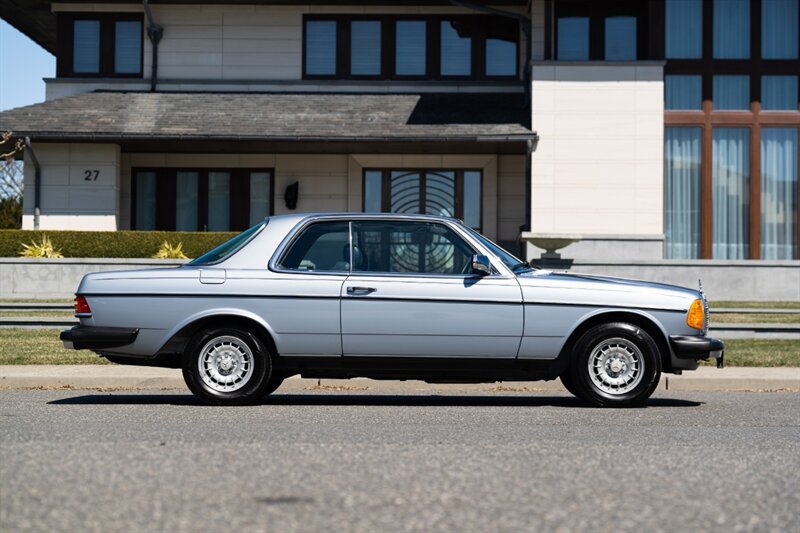 1980 Mercedes-Benz 280CE   - Photo 87 - Neptune City, NJ 07753