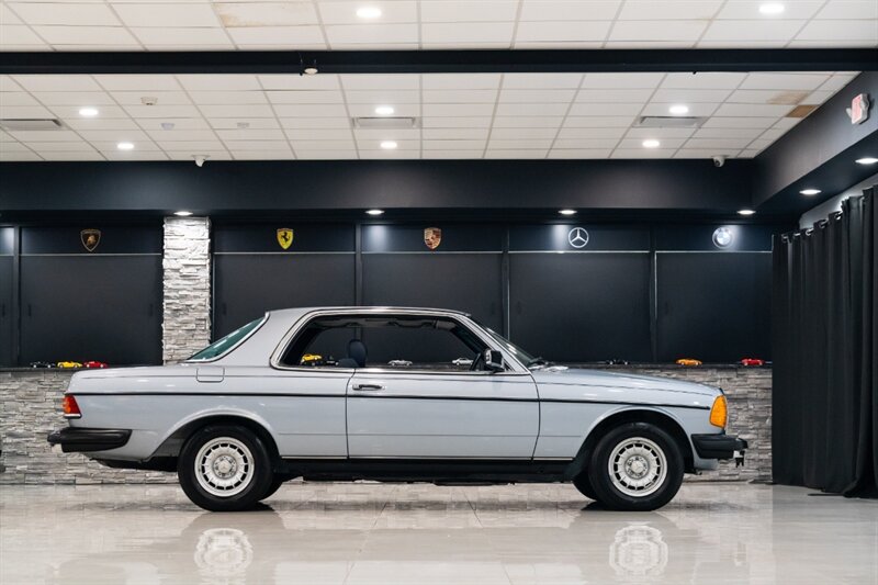 1980 Mercedes-Benz 280CE   - Photo 44 - Neptune City, NJ 07753