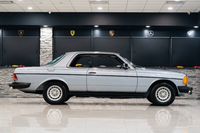 1980 Mercedes-Benz 280CE   - Photo 9 - Neptune City, NJ 07753